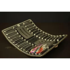 Art Merk Tube Fly Wallet. MEDIUM. Brown Leather & Fly In Gold -Fluefiske Salgsbutikk Yjm2pa 1654252611 26548 1808 0 pck 600x600 1